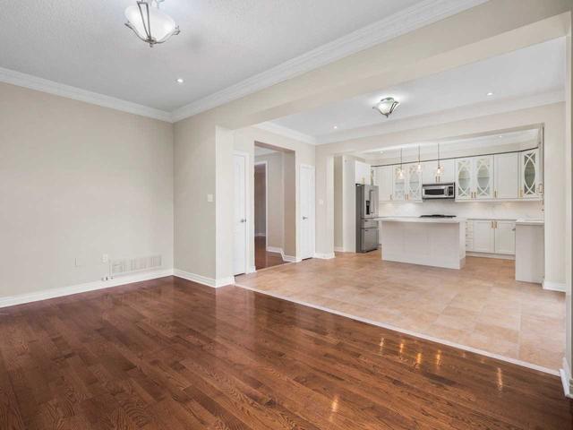 5095 Preservation Circ, House detached with 4 bedrooms, 4 bathrooms and 4 parking in Mississauga ON | Image 10