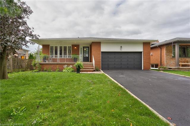 311 Ulric Crescent, House detached with 5 bedrooms, 2 bathrooms and 6 parking in Oakville ON | Image 12