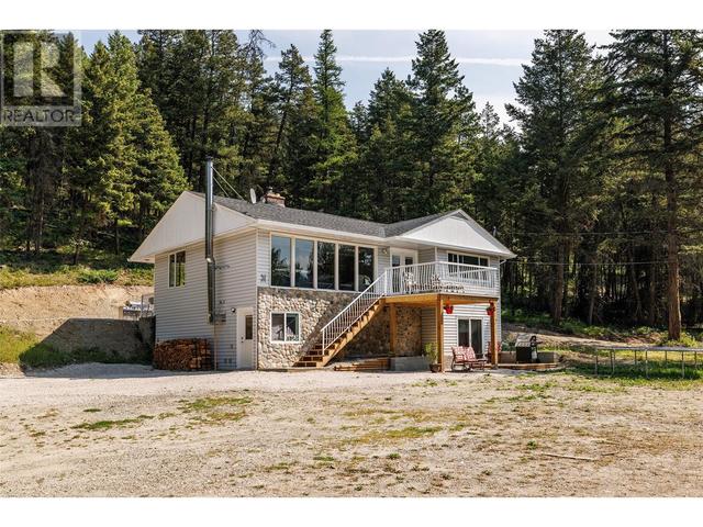 7870 Falcon Road, House detached with 3 bedrooms, 2 bathrooms and 12 parking in Central Okanagan BC | Image 18