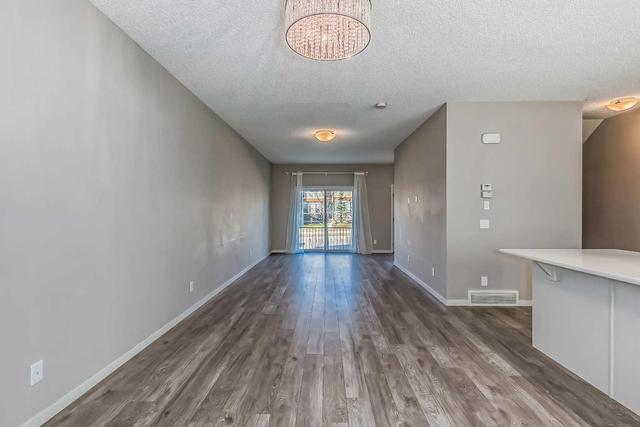 956 Nolan Hill Boulevard Nw, Home with 3 bedrooms, 2 bathrooms and 2 parking in Calgary AB | Image 7