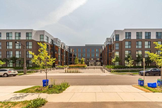 212 - 210 Sabina Dr, Condo with 3 bedrooms, 3 bathrooms and 1 parking in Oakville ON | Image 1