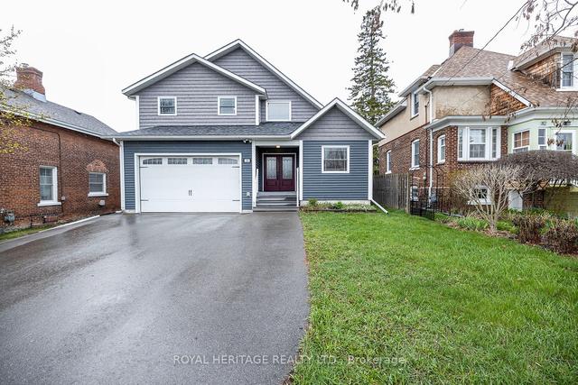 110 Palmer Rd, House detached with 3 bedrooms, 4 bathrooms and 6 parking in Belleville ON | Image 1