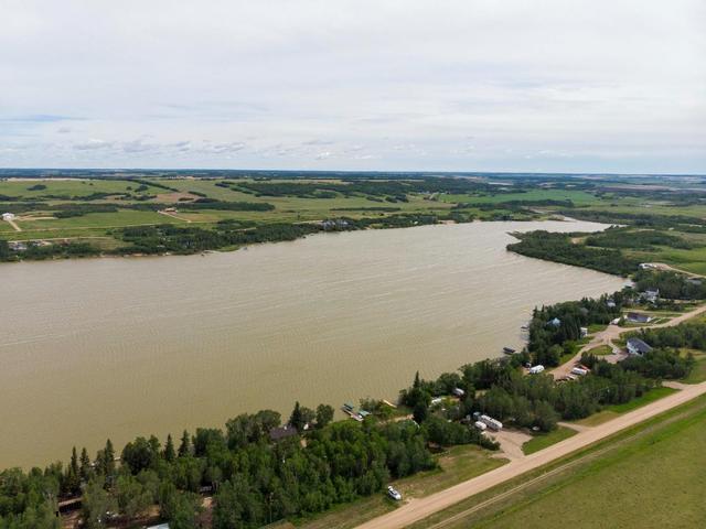 26 Perch Lake, Home with 4 bedrooms, 1 bathrooms and 4 parking in Frenchman Butte No. 501 SK | Image 32