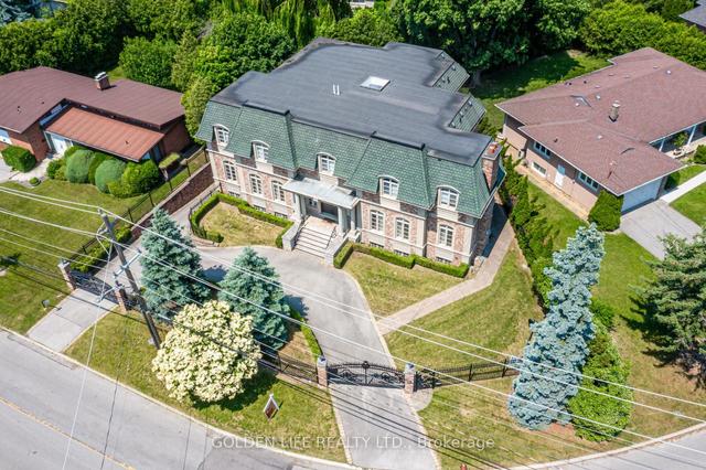 30 Harrison Rd, House detached with 6 bedrooms, 11 bathrooms and 12 parking in Toronto ON | Image 23