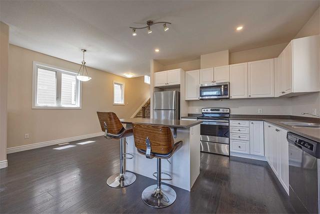 498 Beth Cres, House detached with 3 bedrooms, 3 bathrooms and 3 parking in Kingston ON | Image 5