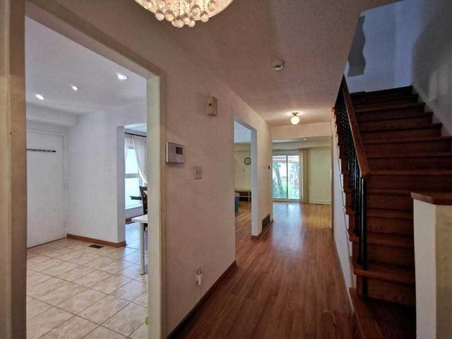 99 Ashridge Dr, House attached with 3 bedrooms, 3 bathrooms and 2 parking in Toronto ON | Image 2
