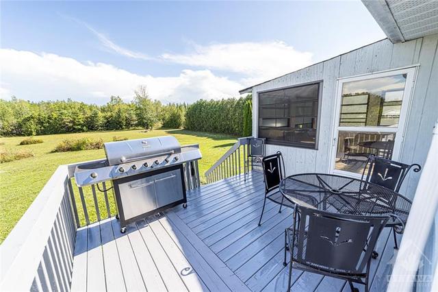 538 Scotch Line Road W, House detached with 4 bedrooms, 2 bathrooms and 10 parking in North Grenville ON | Image 25