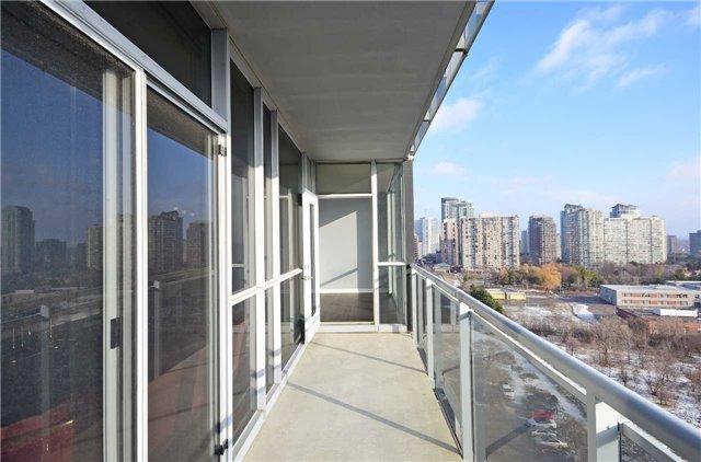 1107 - 223 Webb Dr, Condo with 2 bedrooms, 2 bathrooms and 1 parking in Mississauga ON | Image 12