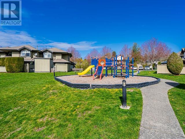 1 - 11737 236 Street, House attached with 3 bedrooms, 3 bathrooms and 3 parking in Maple Ridge BC | Image 27
