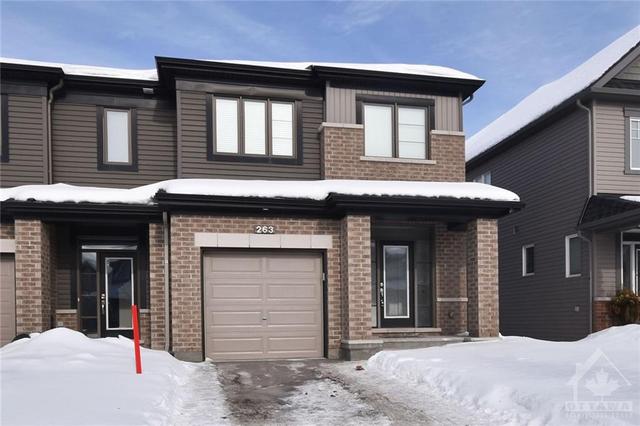 263 Hepatica Way, Townhouse with 3 bedrooms, 3 bathrooms and 3 parking in Ottawa ON | Image 1