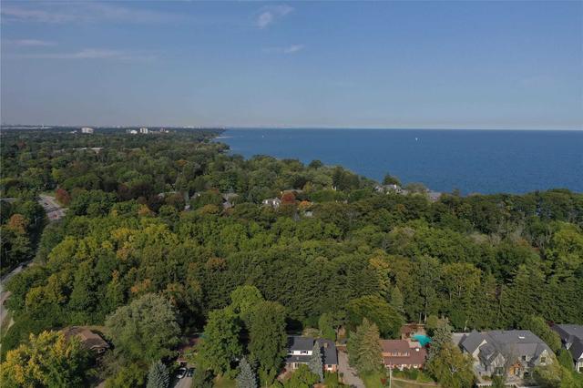 145 Wolfdale Ave, House detached with 4 bedrooms, 4 bathrooms and 10 parking in Oakville ON | Image 26