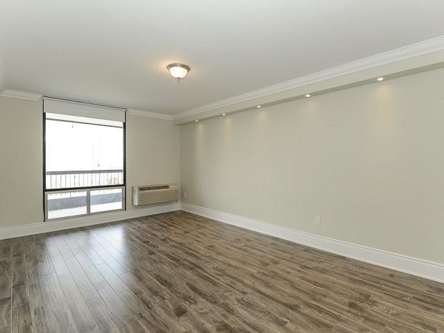 1004 - 115 Antibes Dr, Condo with 2 bedrooms, 2 bathrooms and 1 parking in Toronto ON | Image 10