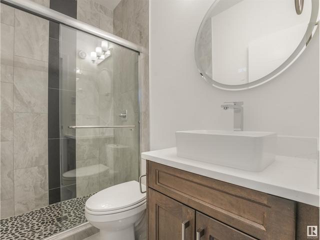 10947 73 Av Nw, House semidetached with 4 bedrooms, 4 bathrooms and 2 parking in Edmonton AB | Image 9