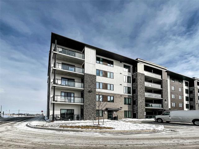 302 - 104 Summit Ridge Dr, Condo with 3 bedrooms, 2 bathrooms and 1 parking in Guelph ON | Image 1