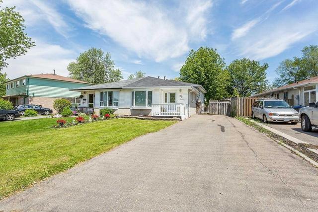 25 Glenmore Cres, House semidetached with 3 bedrooms, 3 bathrooms and 4 parking in Brampton ON | Image 1
