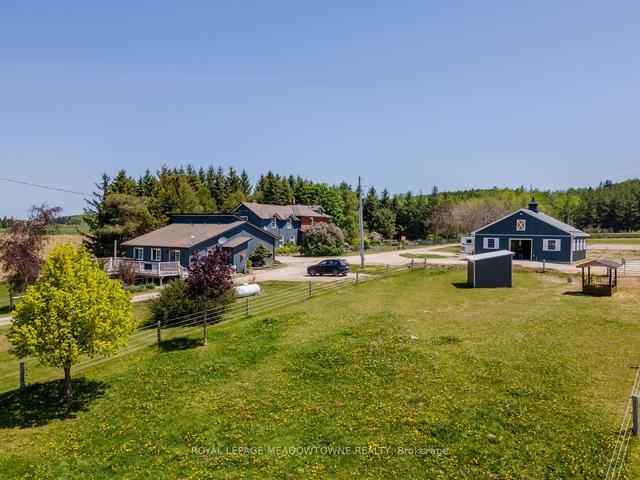 598036 2nd Line W, House detached with 6 bedrooms, 5 bathrooms and 15 parking in Mulmur ON | Image 30