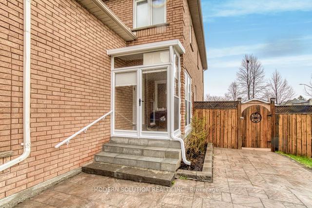996 Deer Valley Dr, House detached with 3 bedrooms, 4 bathrooms and 6 parking in Oshawa ON | Image 23