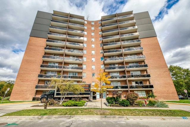 607 - 3145 Queen Frederica Dr, Condo with 2 bedrooms, 1 bathrooms and 1 parking in Mississauga ON | Image 1