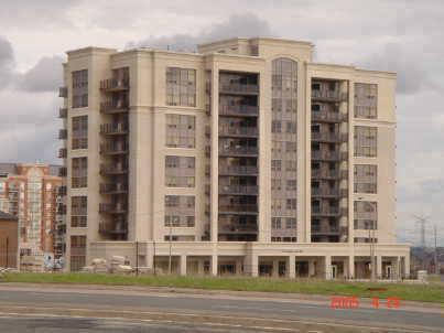 lph 8 - 51 Saddlecreek Dr, Condo with 1 bedrooms, 1 bathrooms and 27 parking in Markham ON | Image 1