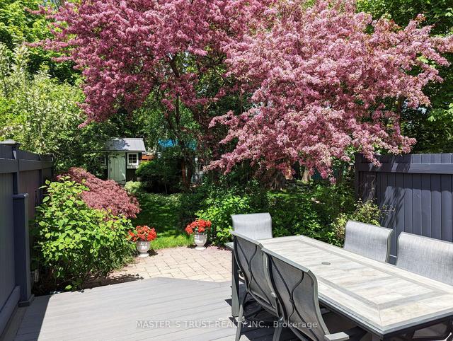 172 Fairlawn Ave, House semidetached with 2 bedrooms, 3 bathrooms and 1 parking in Toronto ON | Image 7