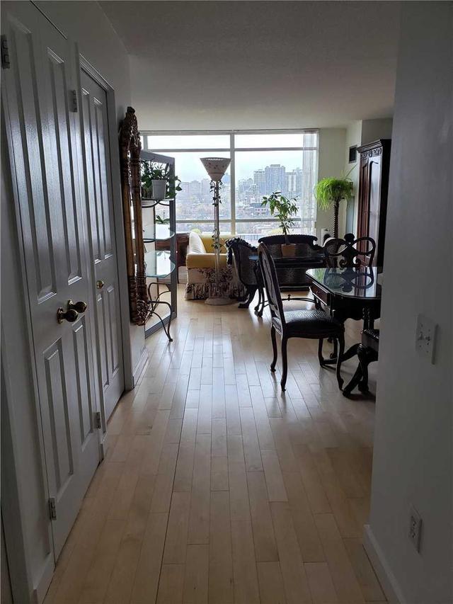 1116 - 942 Yonge St, Condo with 0 bedrooms, 1 bathrooms and 1 parking in Toronto ON | Image 6