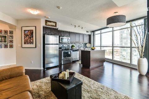 1810 - 215 Fort York Blvd, Condo with 2 bedrooms, 2 bathrooms and 1 parking in Toronto ON | Image 4