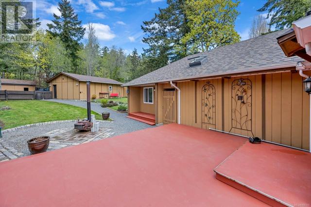 3013 Manzer Rd, House detached with 3 bedrooms, 2 bathrooms and 5 parking in Sooke BC | Image 65