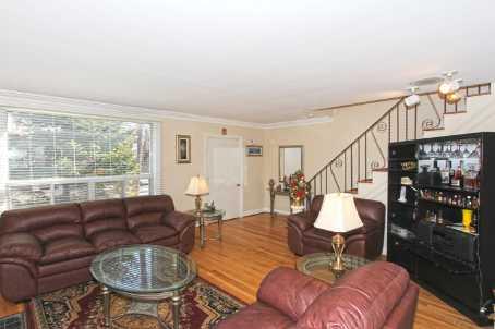 242 Osler St, House detached with 3 bedrooms, 2 bathrooms and 3 parking in Toronto ON | Image 6