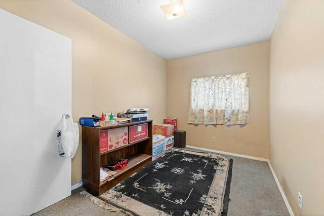419 11 Street Ne, House other with 6 bedrooms, 2 bathrooms and 5 parking in Calgary AB | Image 21