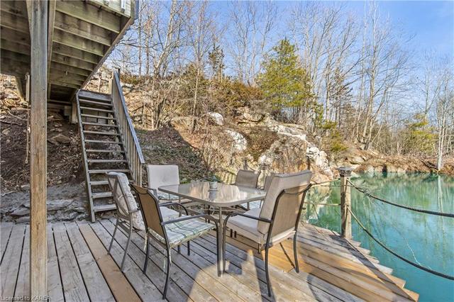 1037 Old Mine Lane, House detached with 3 bedrooms, 1 bathrooms and 15 parking in South Frontenac ON | Image 42