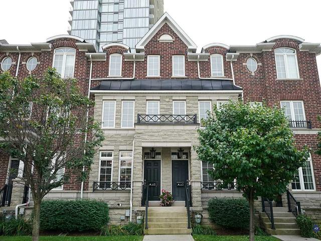 th 70 - 115 The Queensway Ave, Townhouse with 3 bedrooms, 2 bathrooms and 2 parking in Toronto ON | Image 1