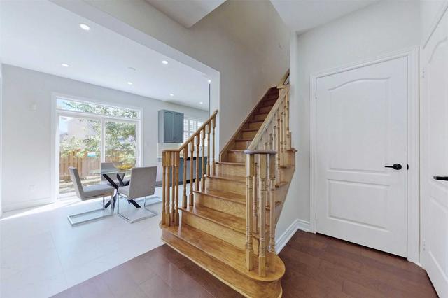 99 Saffron St, House detached with 4 bedrooms, 4 bathrooms and 4 parking in Markham ON | Image 15