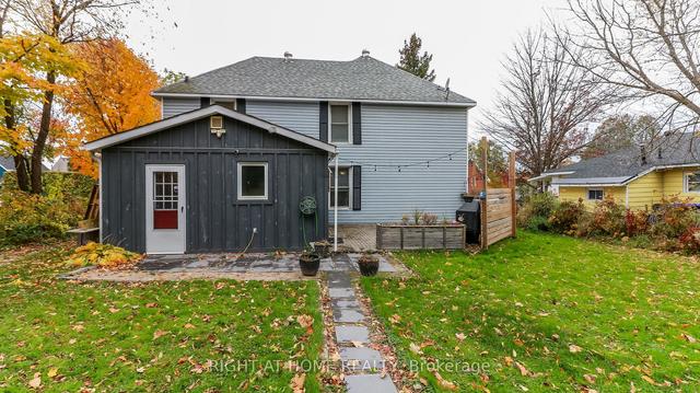 25 Peel St, House detached with 5 bedrooms, 2 bathrooms and 2 parking in Penetanguishene ON | Image 29