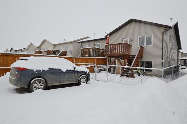 9057 131 Avenue, Home with 4 bedrooms, 2 bathrooms and 2 parking in Greenview No. 16 AB | Image 10