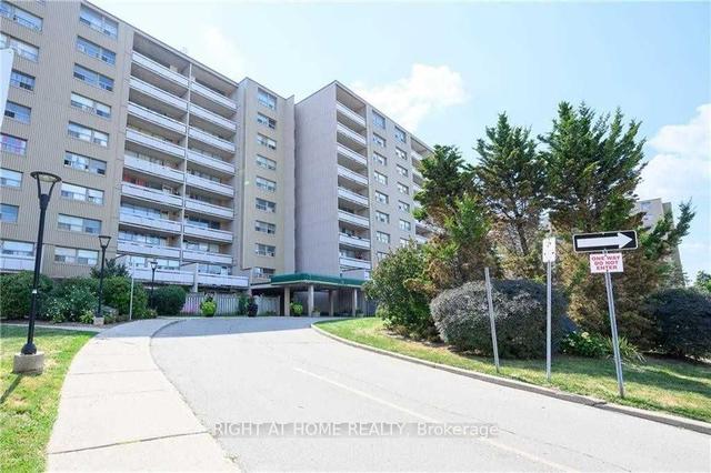 508 - 15 Albright Rd, Condo with 2 bedrooms, 1 bathrooms and 1 parking in Hamilton ON | Image 1