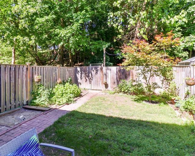 68 Sandcliff Rd, House attached with 3 bedrooms, 2 bathrooms and 1 parking in Toronto ON | Image 15