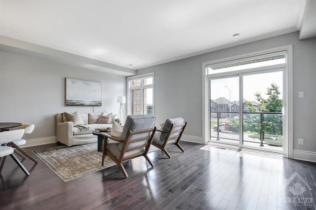 622 Chaperal Private, Townhouse with 2 bedrooms, 3 bathrooms and 2 parking in Ottawa ON | Image 8