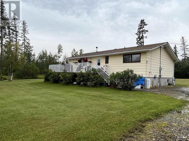 10655 N 97 Highway, House detached with 4 bedrooms, 3 bathrooms and null parking in Peace River B BC | Image 28