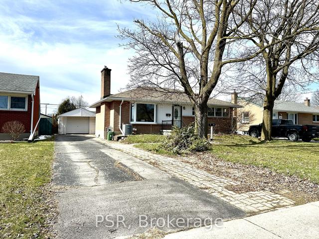 245 Dawn Dr, House detached with 3 bedrooms, 3 bathrooms and 5 parking in London ON | Image 1
