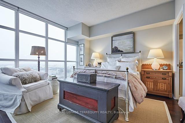 1102 - 1600 Charles St, Condo with 3 bedrooms, 3 bathrooms and 2 parking in Whitby ON | Image 6