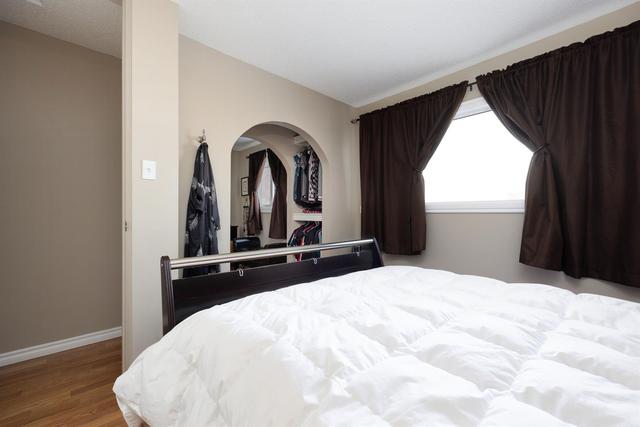 149 Hardin Street, Home with 2 bedrooms, 1 bathrooms and 2 parking in Wood Buffalo AB | Image 3