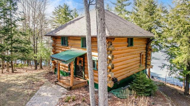 943 Basswood Lake Rd, House detached with 3 bedrooms, 2 bathrooms and 12 parking in Huron Shores ON | Image 12