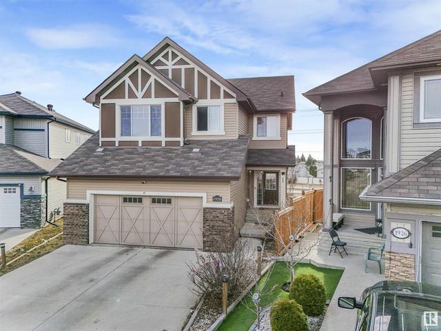 1920 33b St Nw, House detached with 4 bedrooms, 3 bathrooms and null parking in Edmonton AB | Image 1