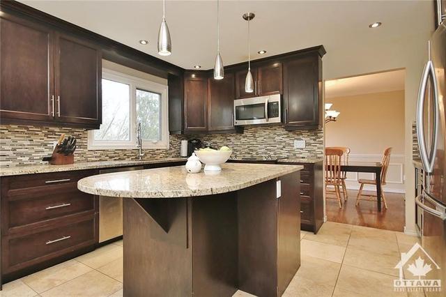 1319 Fernwood Drive, House detached with 6 bedrooms, 4 bathrooms and 5 parking in Ottawa ON | Image 10