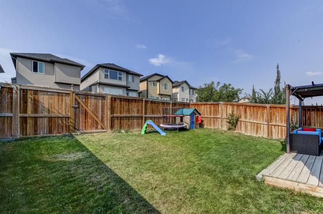 29 Sage Valley Road Nw, House detached with 3 bedrooms, 2 bathrooms and 2 parking in Calgary AB | Image 35