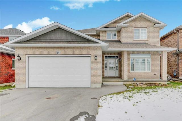 15 Bevan Dr, House detached with 4 bedrooms, 3 bathrooms and 4 parking in Belleville ON | Card Image