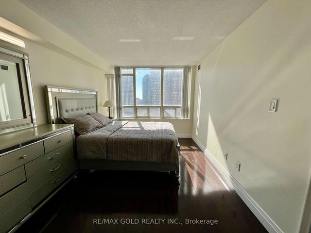 903 - 265 Enfield Pl, Condo with 2 bedrooms, 2 bathrooms and 1 parking in Mississauga ON | Image 11