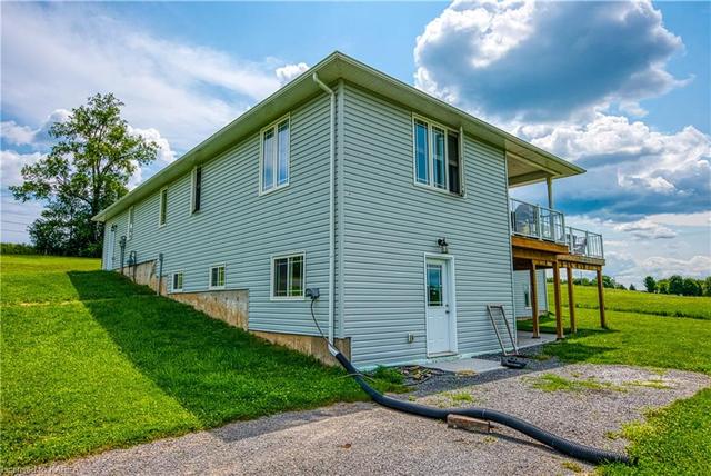 989 County 1 Road E, House detached with 3 bedrooms, 2 bathrooms and 6 parking in Stone Mills ON | Image 5