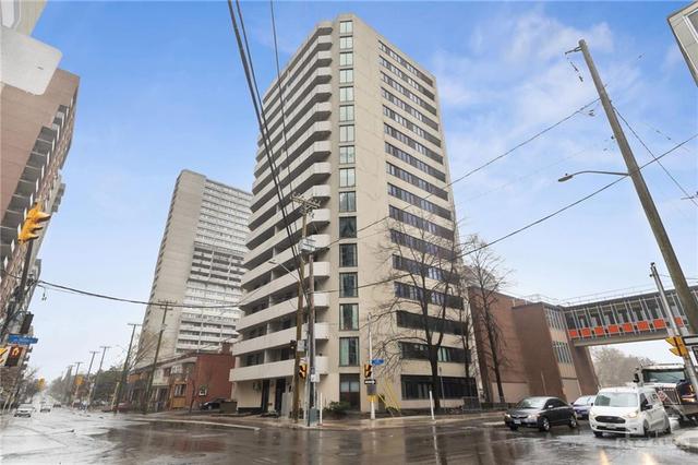 1103 - 200 Bay Street, Condo with 1 bedrooms, 1 bathrooms and 1 parking in Ottawa ON | Image 2