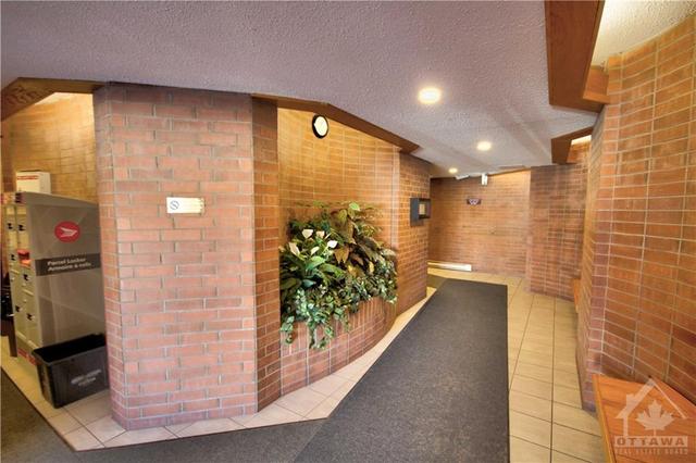 307 - 1180 Ohio Street, Condo with 2 bedrooms, 1 bathrooms and 1 parking in Ottawa ON | Image 3